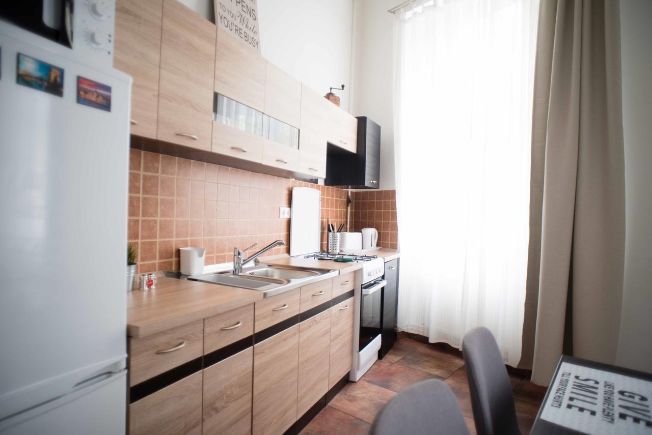 Castle Trees Apartment บูดาเปสต์ ภายนอก รูปภาพ