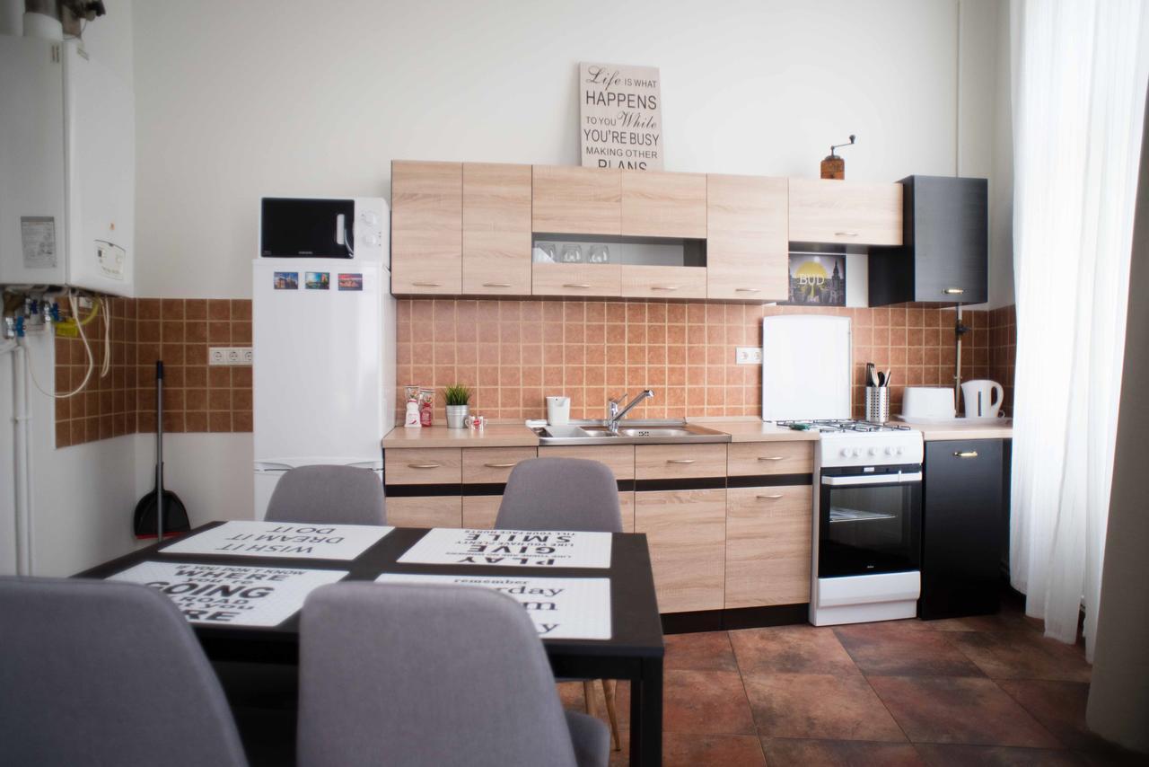 Castle Trees Apartment บูดาเปสต์ ภายนอก รูปภาพ
