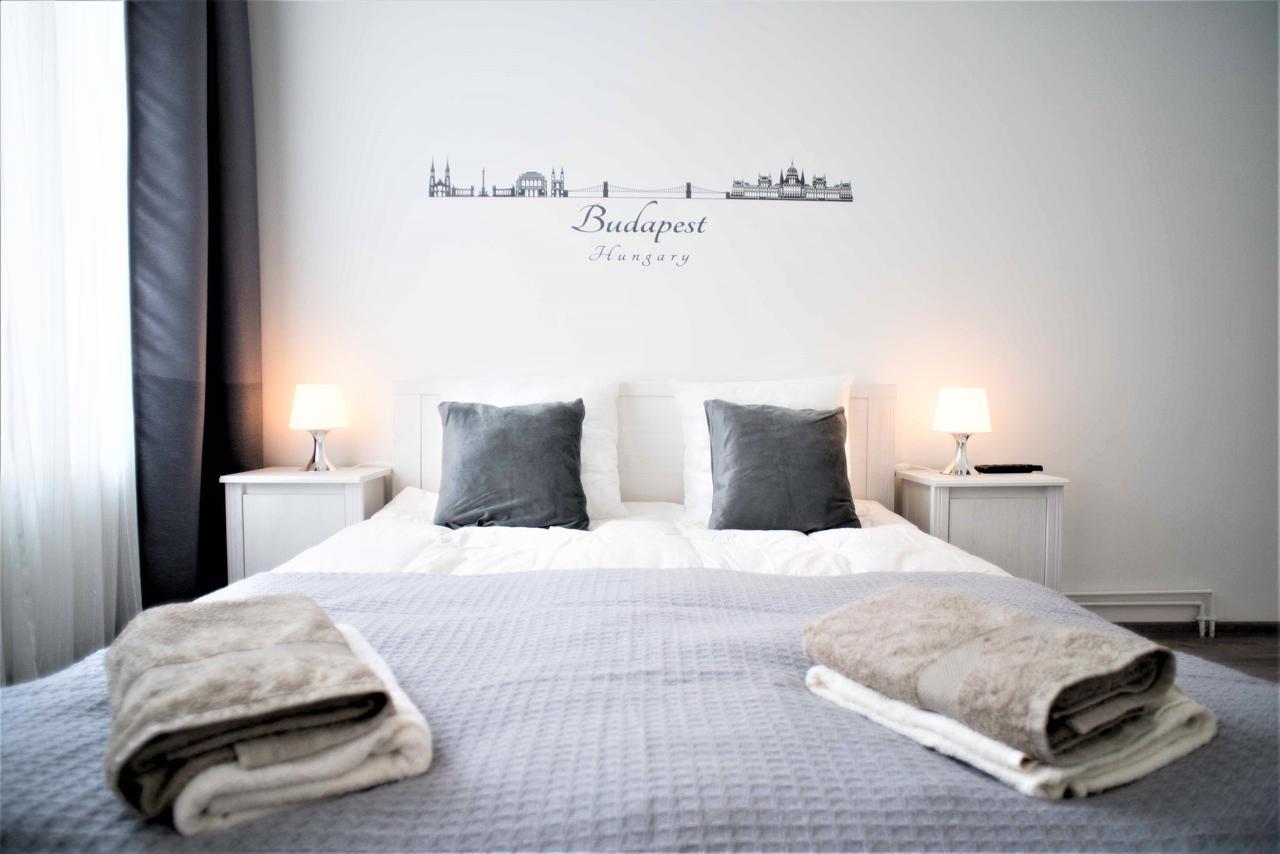 Castle Trees Apartment บูดาเปสต์ ภายนอก รูปภาพ