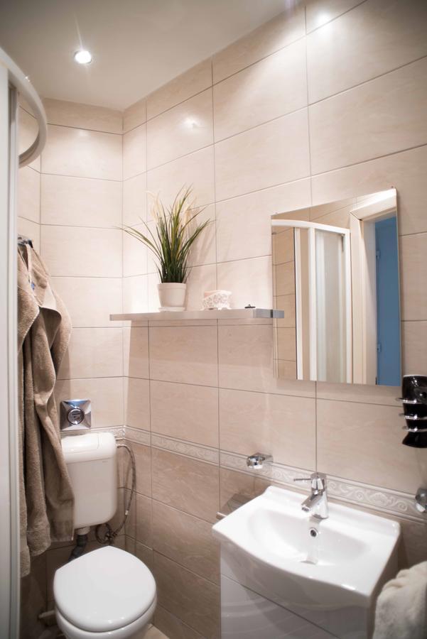 Castle Trees Apartment บูดาเปสต์ ภายนอก รูปภาพ